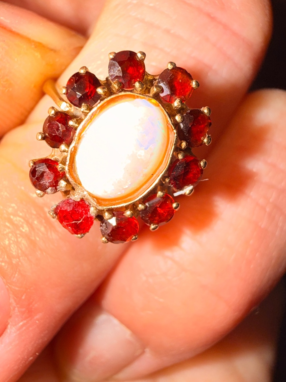 Vintage 14kt Gold Opal & Garnet
"Flower Cluster" Cocktail Ring Sz 6 1/2 - Picture 2 of 16